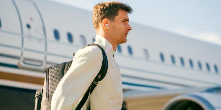 Diego Llorente, jugador del Betis, en Croacia. | Imagen: perfil de X @RealBetis.