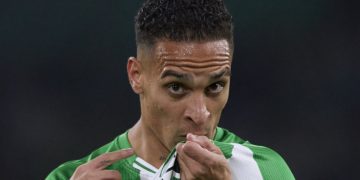 Antony celebrando un gol anotado con el Betis. | Imagen: X.