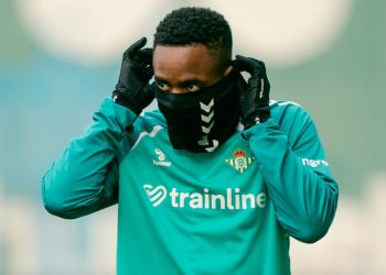 Bakambu presente en la Ciudad Deportiva Luis del Sol. | Imagen: perfil de X @RealBetis.