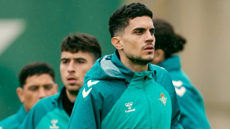 Jugadores del Betis realizando un entrenamiento. | Imagen: perfil de X @RealBetis.