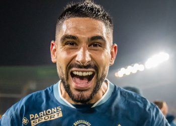 Neal Maupay celebrando un gol con el Olympique de Marsella. | Imagen: X.