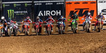 Pilotos realizando la salida durante una prueba del Campeonato del Mundo de MXGP. | Imagen: página web MXGP Andalucía Spain.