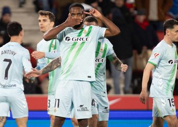 Bakambu celebrando un gol anotado con el Betis. | Imagen: perfil de X @RealBetis.