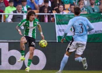El Real Betis rescata un punto, mantiene la quinta plaza… pero no disipa las dudas