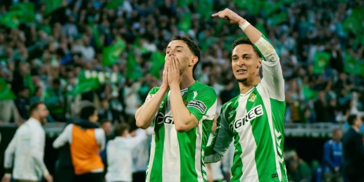 Fidalgo, entre los debutantes más afortunados de los derbis de este siglo