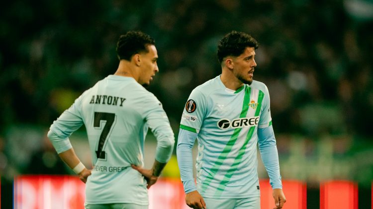 Antony y Fornals (Real Betis) en la ida de los octavos de la Europa League | Foto: Real Betis