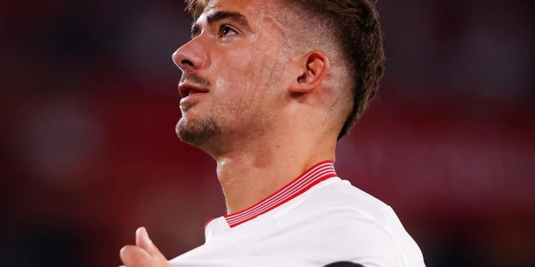 Kike Salas: «No pienso en la capitanía»