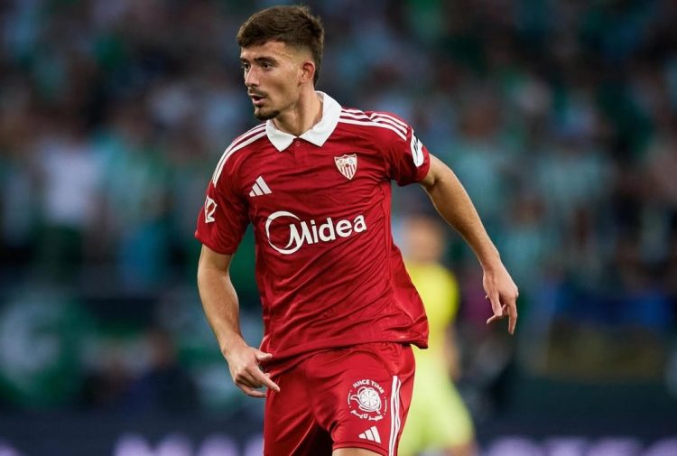 Kike Salas sobre el derbi: «En la segunda parte, ellos tuvieron un bajón y nosotros dimos una marcha más»