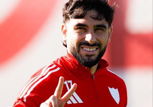 El Sevilla continúa trabajando con tres ilusiones y tres bajas de cara al choque contra el Barça