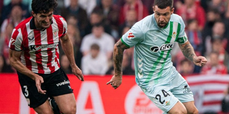 El Betis alarga su mala racha liguera tras una primera parte para olvidar en San Mamés