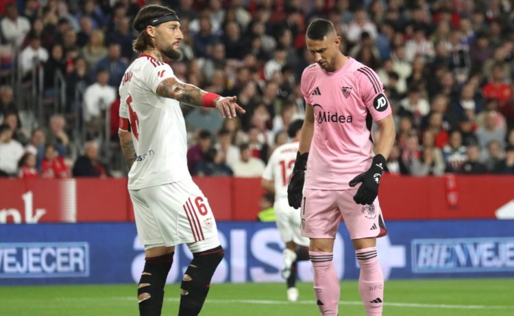 Almeyda ‘mete la pata’ y el Sevilla se acerca al precipicio