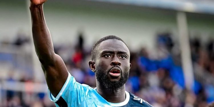 El Sevilla pesca en Francia su tercer fichaje para la 26/27