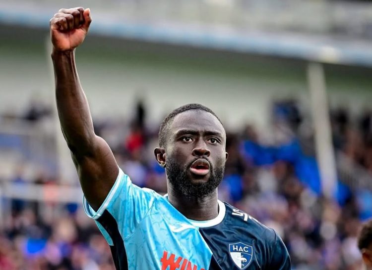 El Sevilla pesca en Francia su tercer fichaje para la 26/27