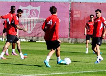 Jordán, ausente en el entreno del Sevilla por un proceso gastrointestinal