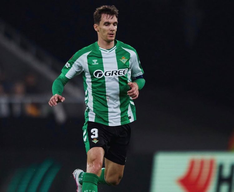 Contratiempo para el Betis: Llorente es baja para el Girona