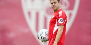Azpilicueta: «Es momento de que sean los mejores cinco partidos de mi carrera»
