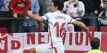 Jesús Navas celebrando un gol anotado con la camiseta del Sevilla. | Imagen: página web Sevilla FC.
