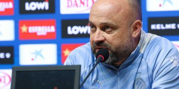 Manolo González: «No podemos darle vida al Sevilla, que se la gane»