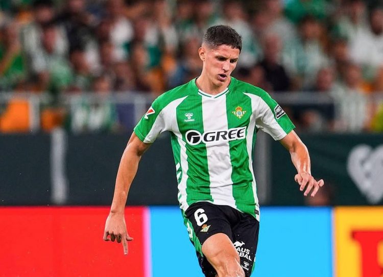 Altimira y sus agentes se reúnen con el RB Leizpig en un restaurante de Sevilla