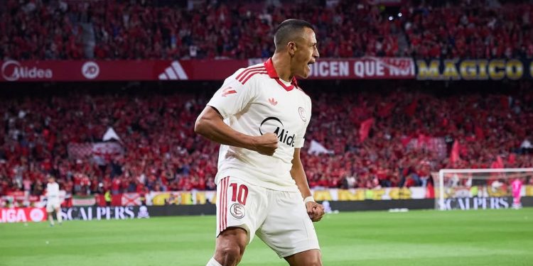 Alexis Sánchez, oxígeno para el Sevilla