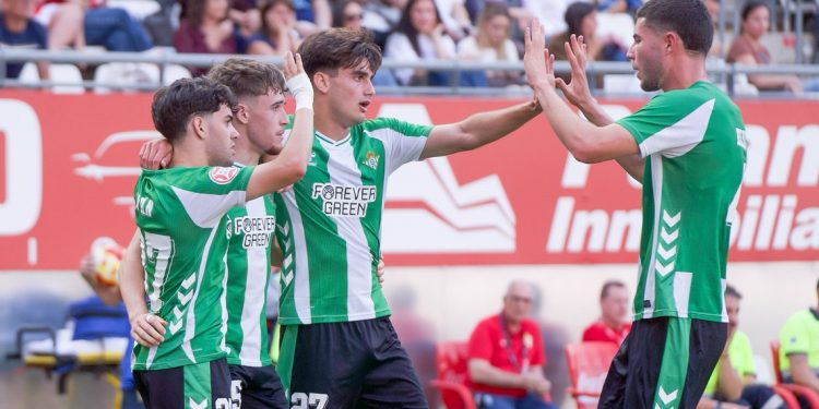 El Betis Deportivo jugará en La Cartuja su final por la permanencia contra el Tarazona